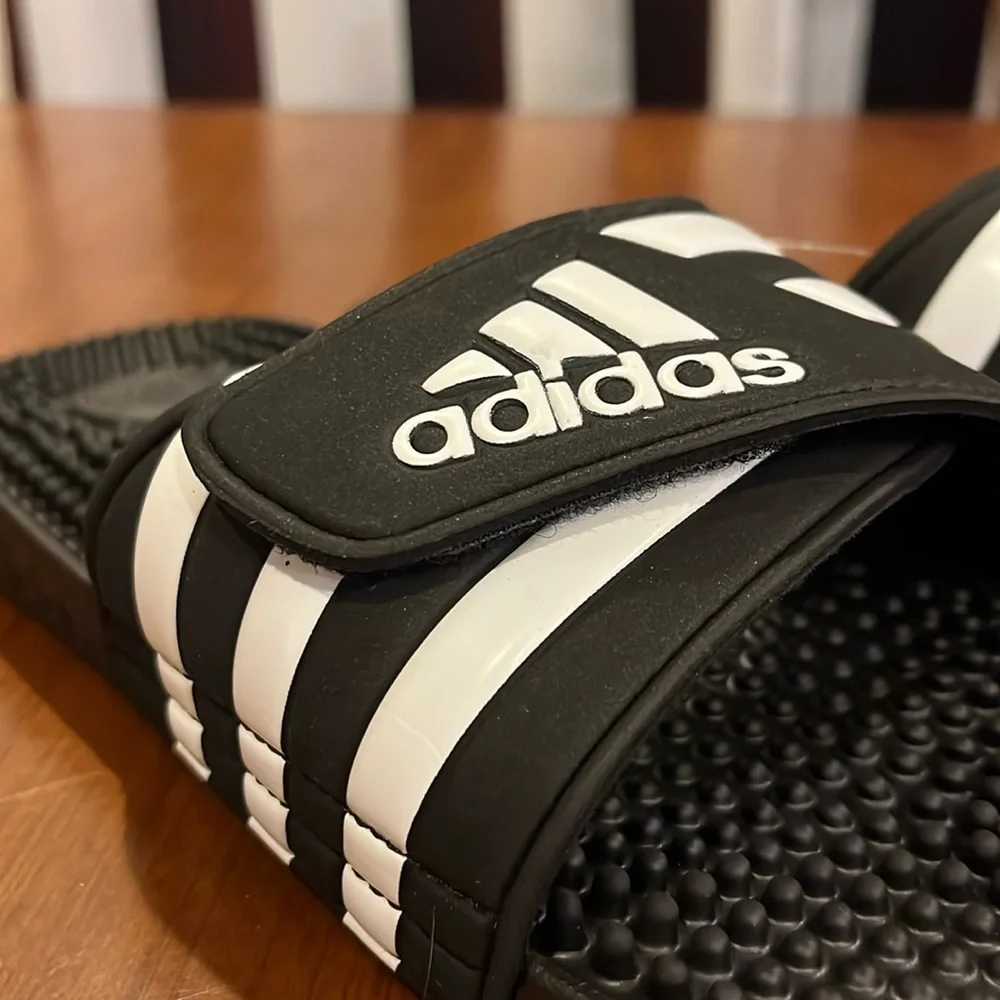 Adidas Adissage Slides Sandals Shoes new black white G28841 WOMEN’S 8